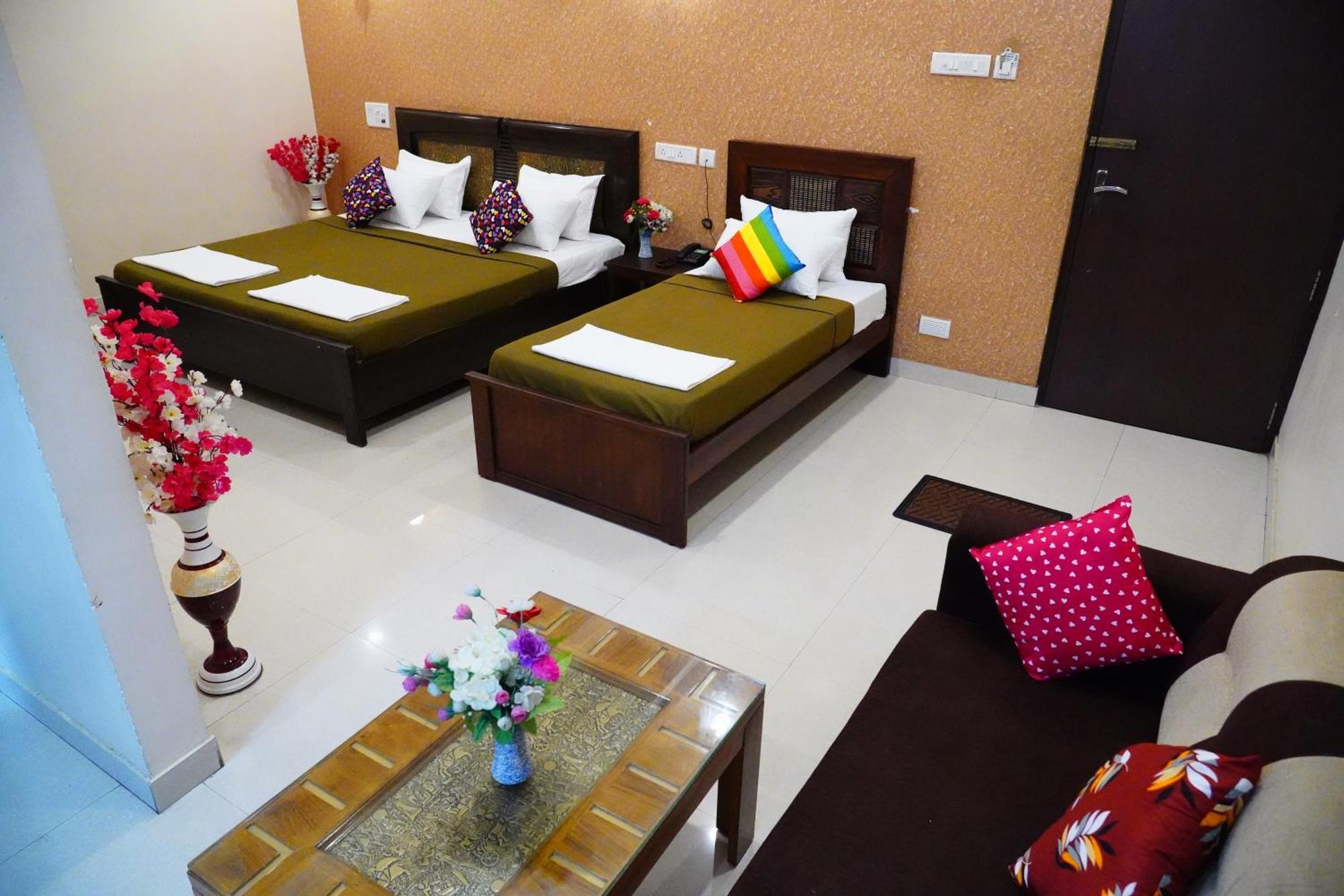 Vinayagam Residency Hotell Arcot Eksteriør bilde